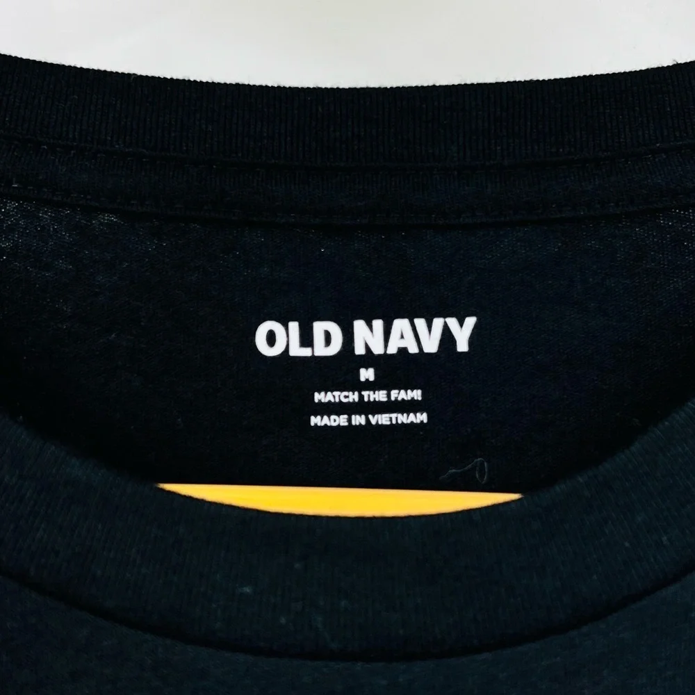 Old Navy Black 30th Anniversary Men's T-Shirt Patriotic Size Medium New with Tag